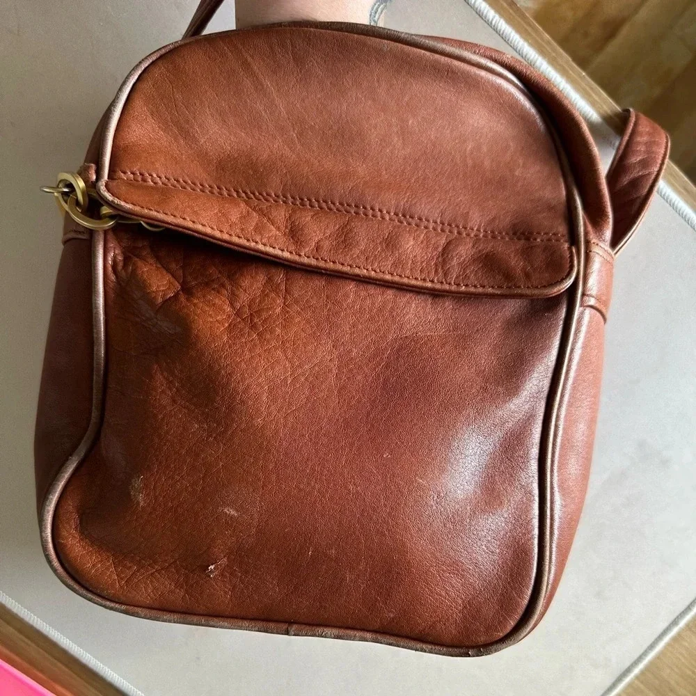 Vintage Leather Americana Crossbody Women’s Purse Classic Neutral